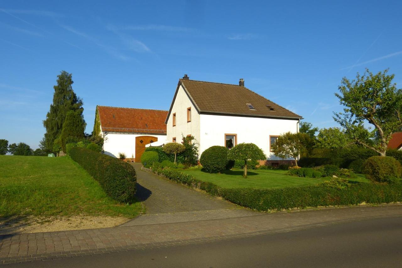 Ferienwohnung Eifelgold Esch Esch  외부 사진